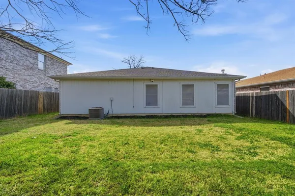 $2,400 | 4205 Fernleaf Drive, Fort Worth, TX 76137