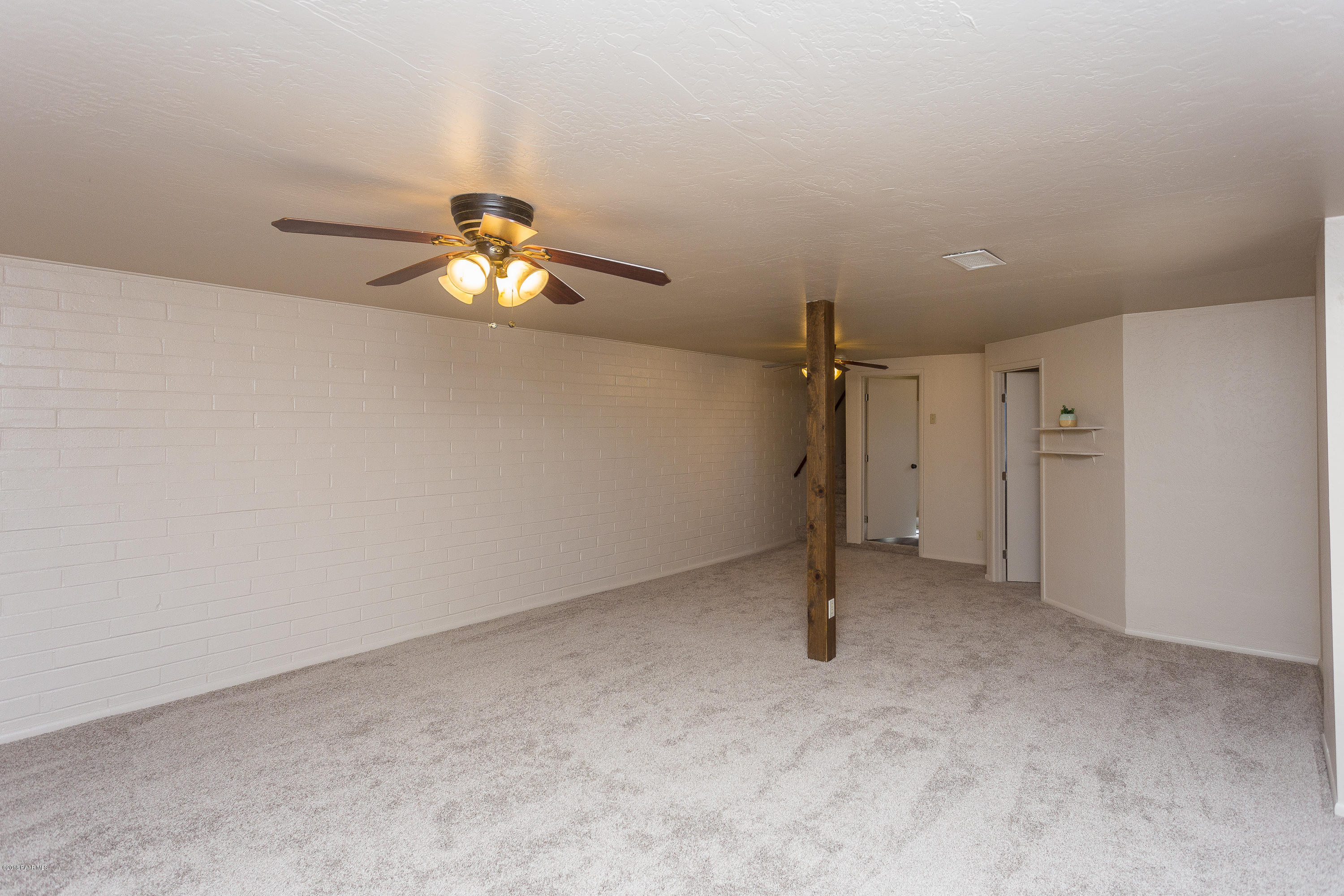 14135 East Blue Ridge Road Dewey-Humboldt, AZ 86327 - Photo 27 of 48 2nd Master/In-Law Suite