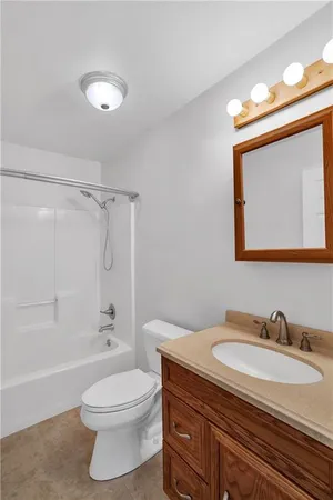 $379,000 | 10 North Gait Drive, Slippery Rock, PA 16057
