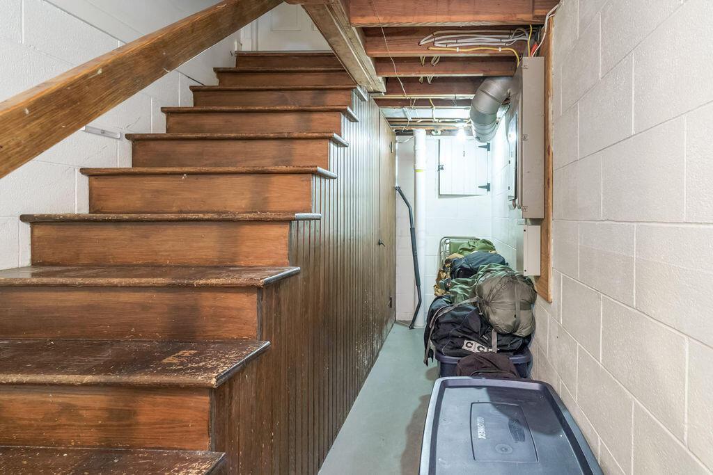 580 Richards Road Columbus, OH 43214 - Photo 24 of 42 ample storage in the dry basement
