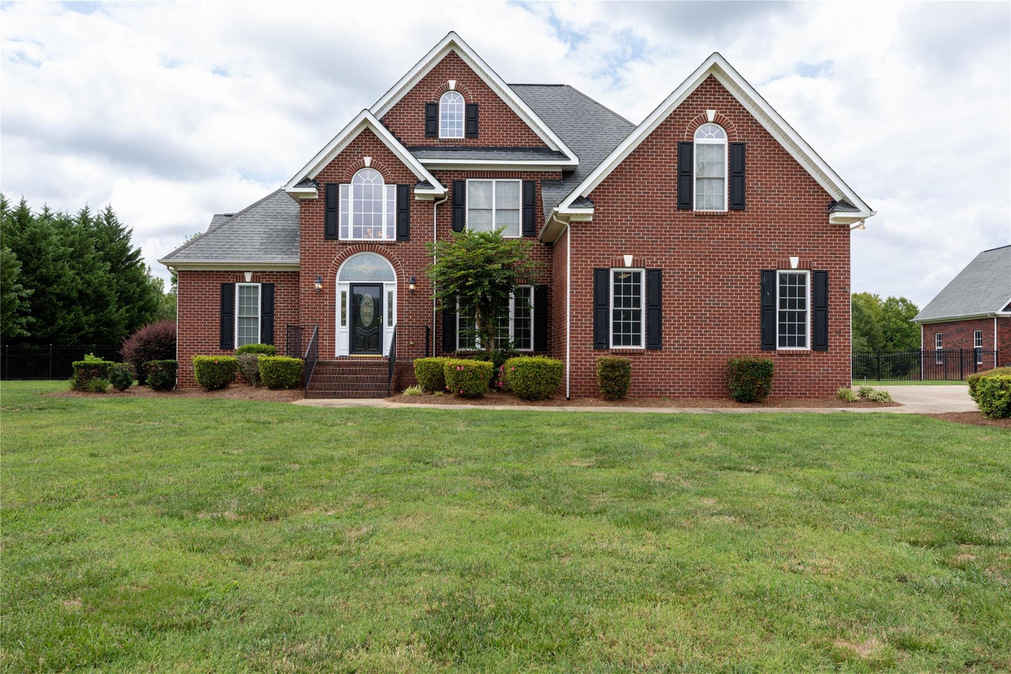 533 Mason Dickson Road York, SC 29745 - Photo 1 of 48 a front view of a house with a yard