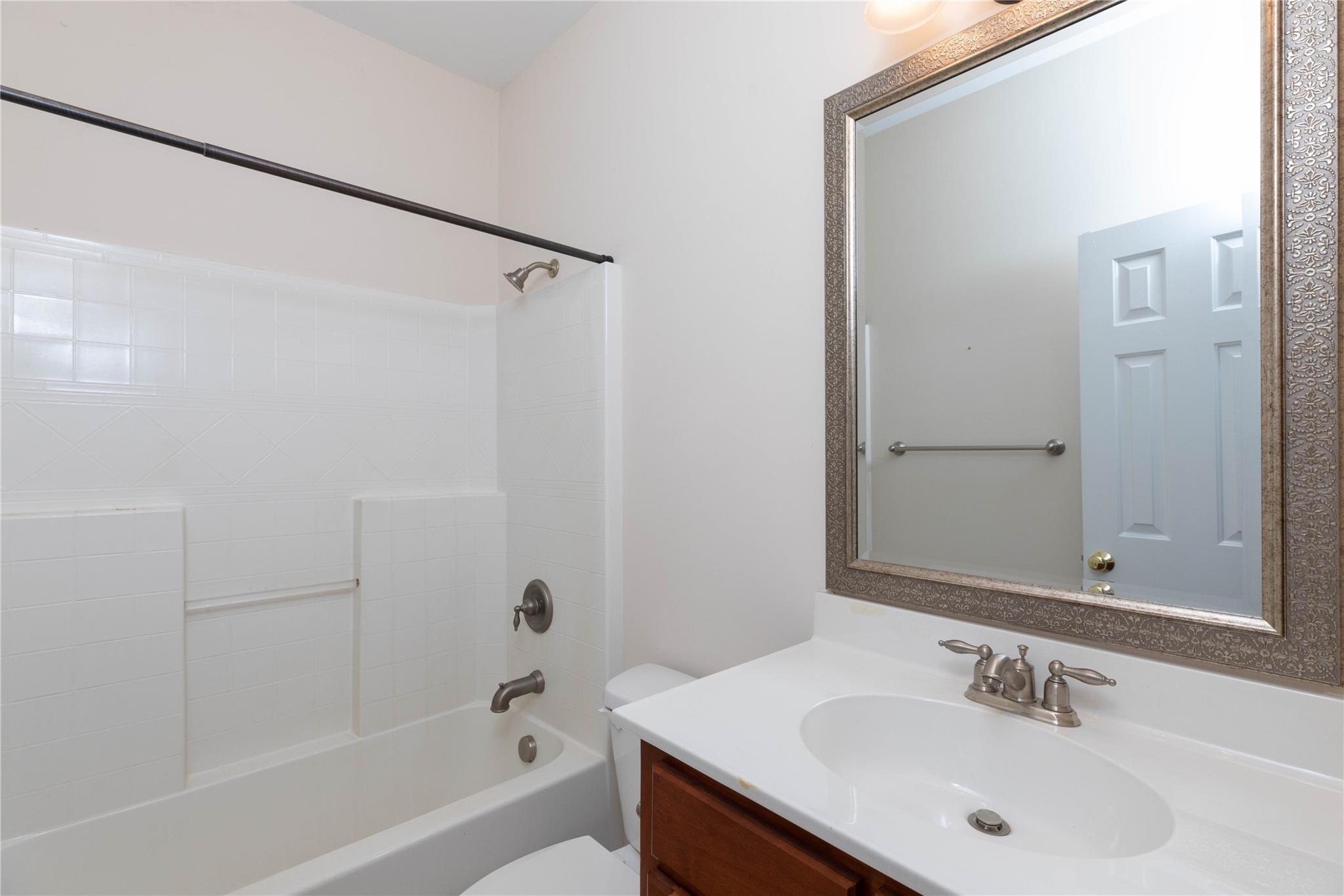 533 Mason Dickson Road York, SC 29745 - Photo 20 of 48 a bathroom with a sink and a bathtub