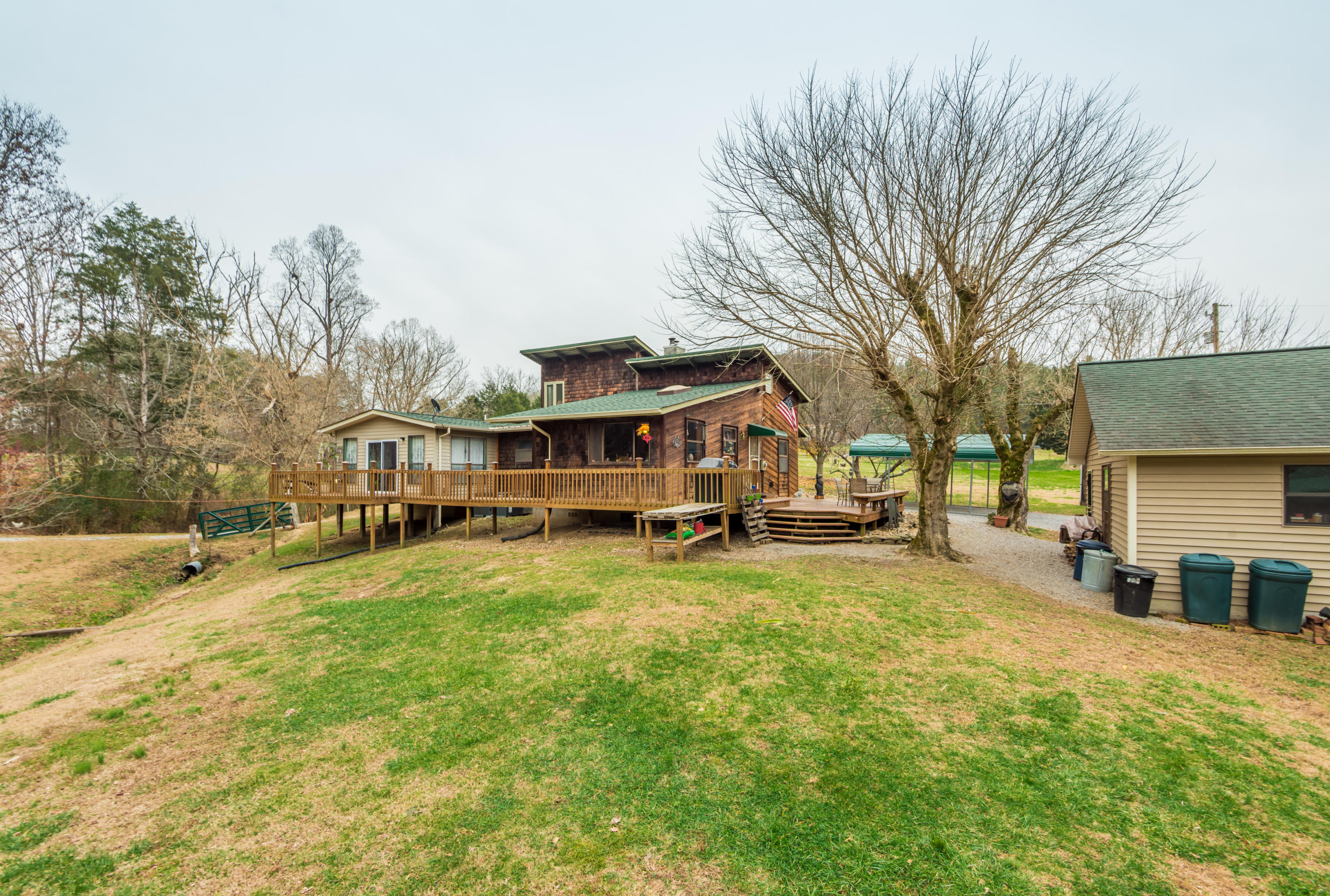 196 Thomas Weaver Road Maynardville, TN 37807 - Photo 36 of 40 196ThomasWeaver-36