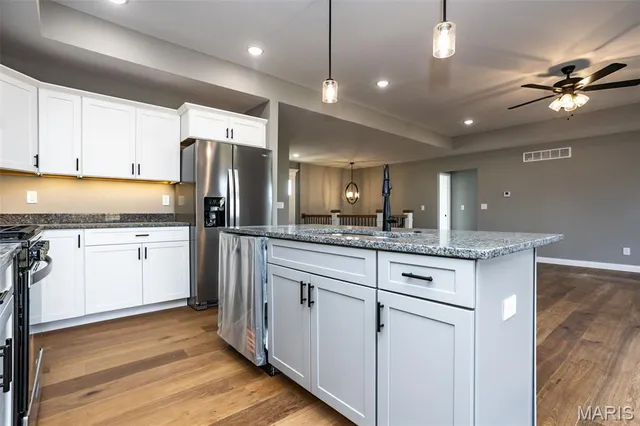 $514,900 | 224 George Bush Boulevard, Troy, IL 62294