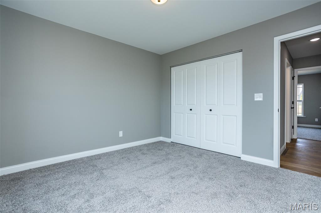 224 George Bush Boulevard Troy, IL 62294 - Photo 22 of 35