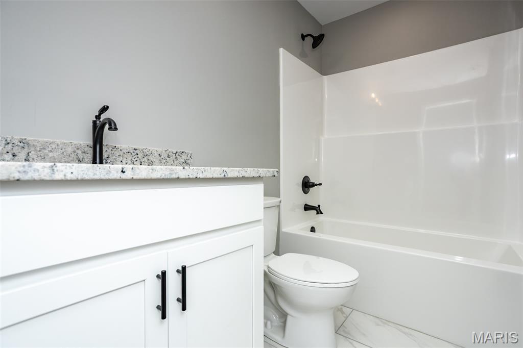 224 George Bush Boulevard Troy, IL 62294 - Photo 24 of 35