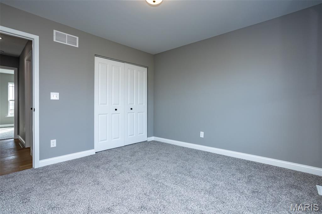 224 George Bush Boulevard Troy, IL 62294 - Photo 25 of 35