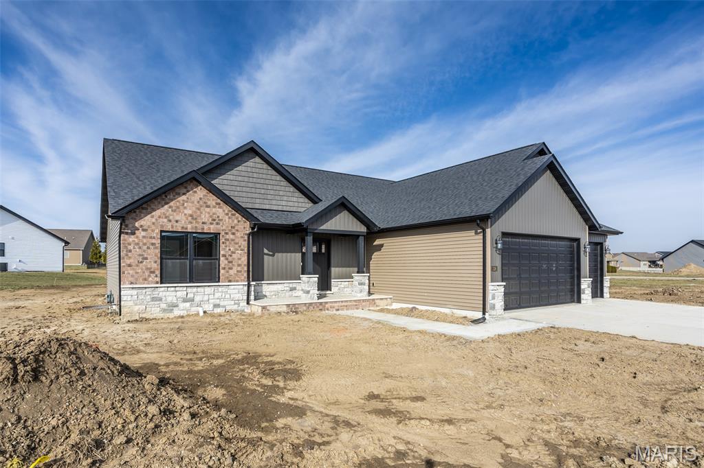 224 George Bush Boulevard Troy, IL 62294 - Photo 3 of 35