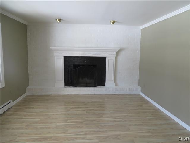 930 Yorkshire Road Bethlehem, PA 18017 - Photo 5 of 11 Gallery Image 5
