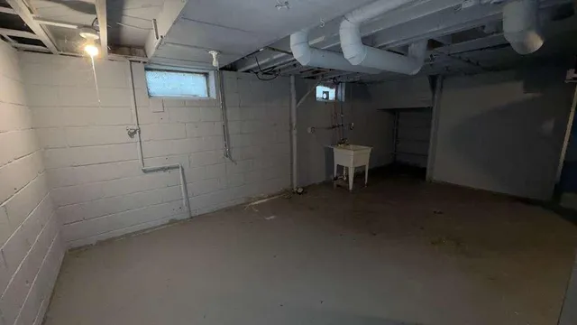 $87,000 | 10800 Somerset Avenue, Detroit, MI 48224