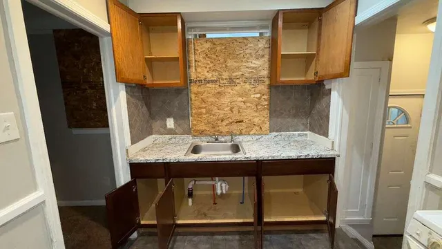 $87,000 | 10800 Somerset Avenue, Detroit, MI 48224