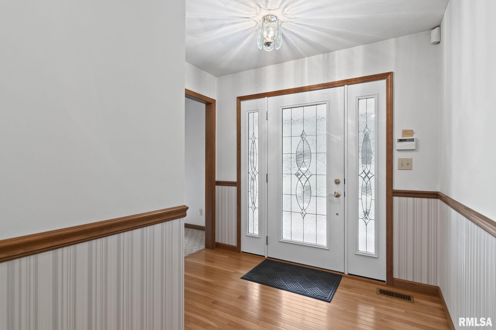 700 Teal Drive Springfield, IL 62707 - Photo 12 of 53 Gallery Image 12