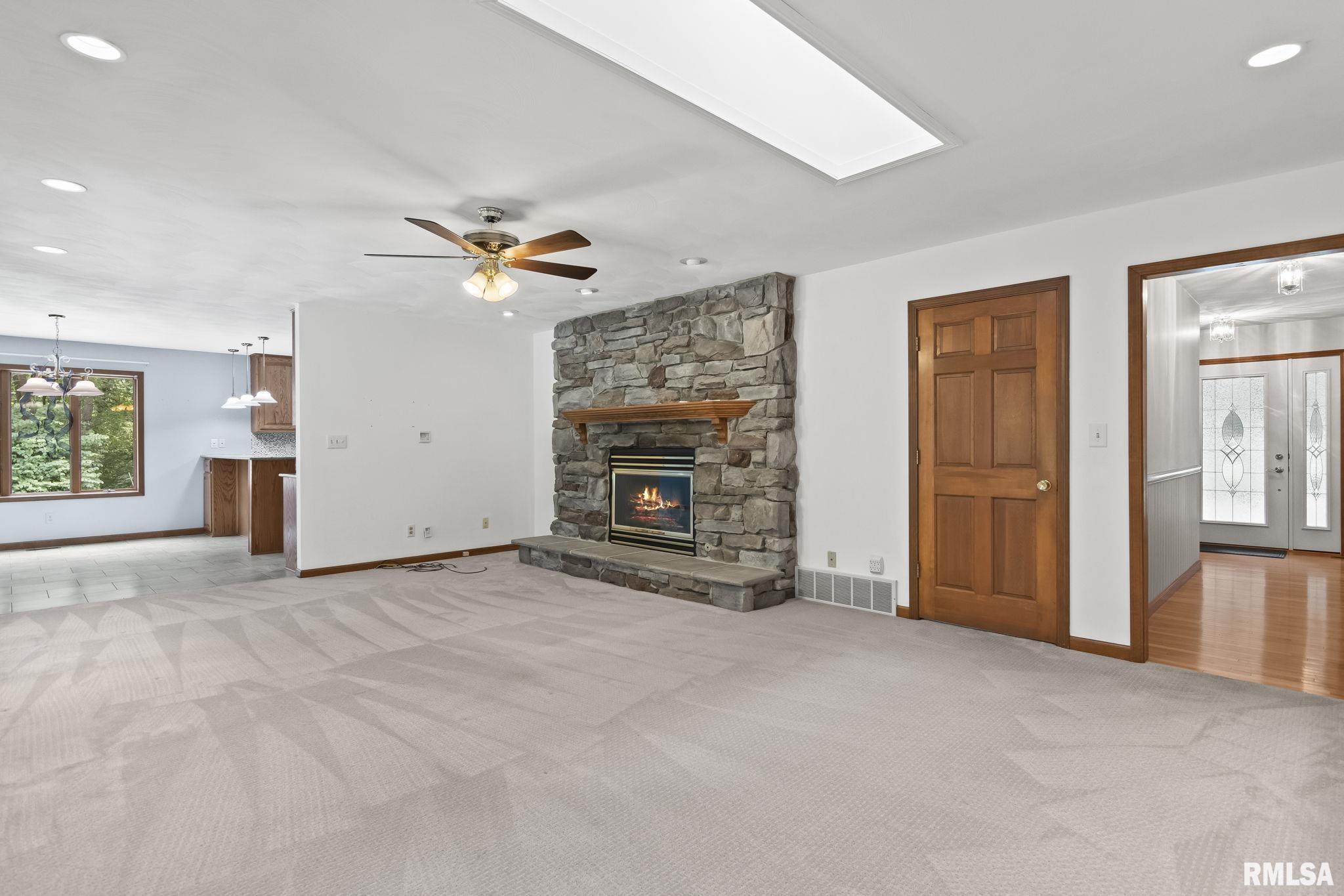 700 Teal Drive Springfield, IL 62707 - Photo 17 of 53 Gallery Image 17