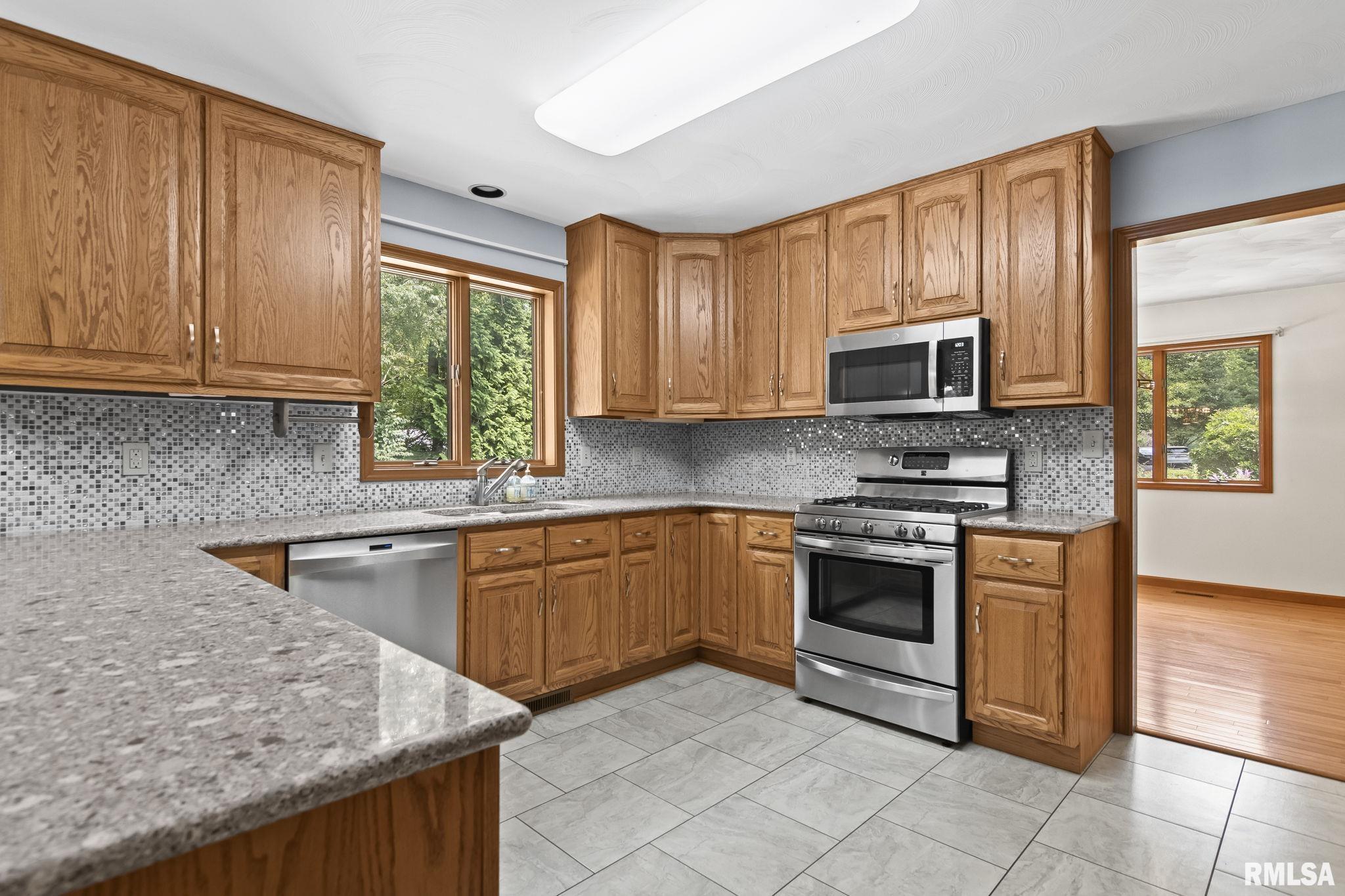700 Teal Drive Springfield, IL 62707 - Photo 2 of 53 Gallery Image 2