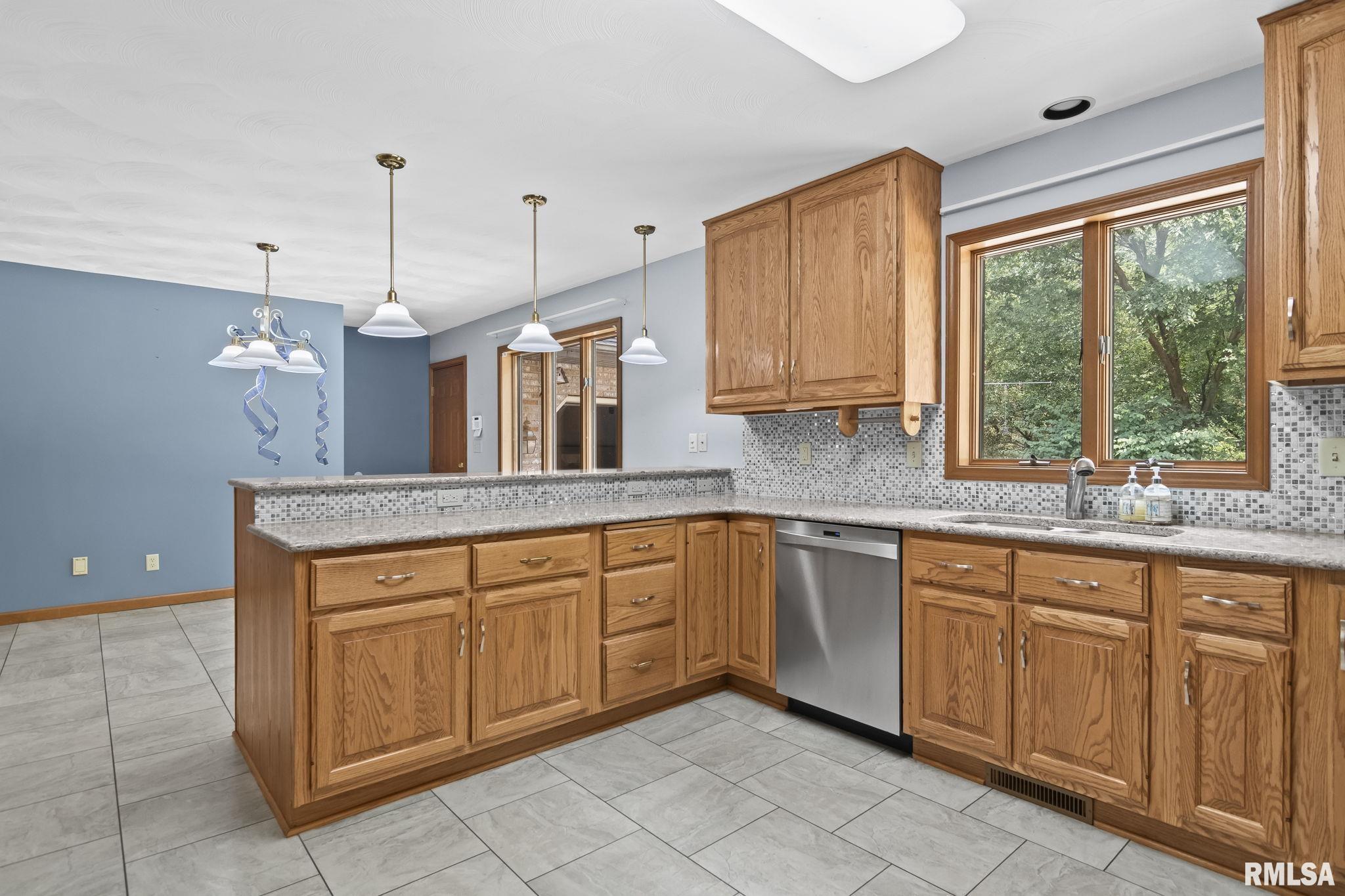 700 Teal Drive Springfield, IL 62707 - Photo 22 of 53 Gallery Image 22