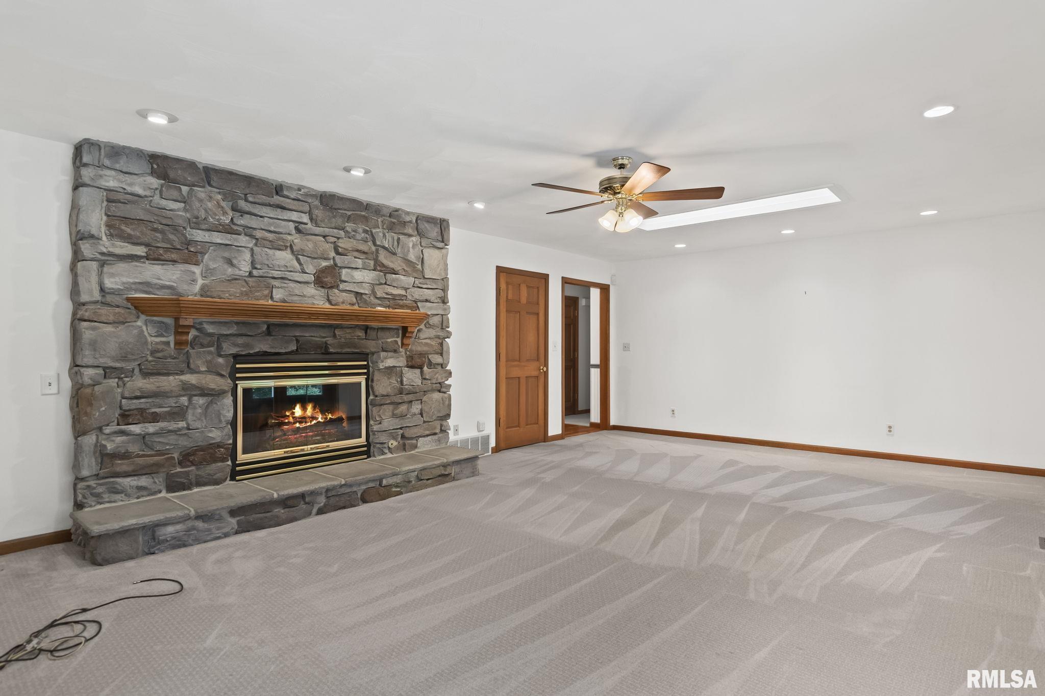 700 Teal Drive Springfield, IL 62707 - Photo 4 of 53 Gallery Image 4