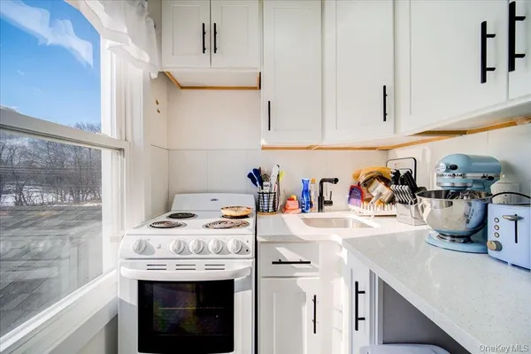 $1,700 | 1256 North Avenue, Unit 20, Beacon, NY 12508