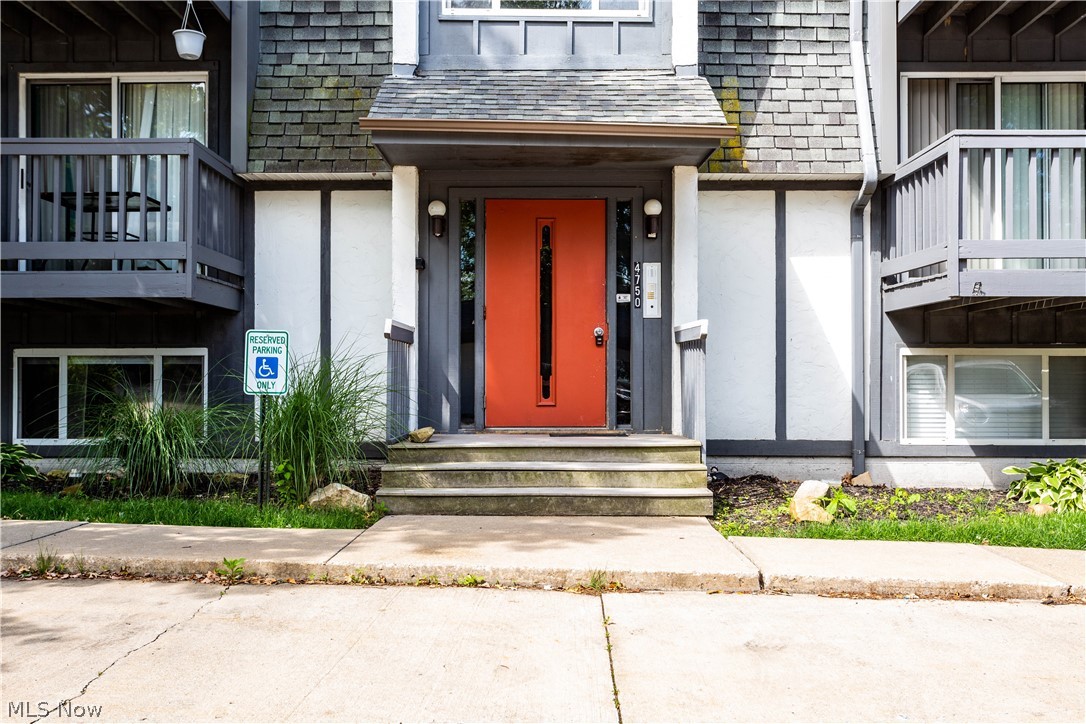 4750 Oak Point Road, Unit 104 Lorain, OH 44053 - Photo 1 of 34 Welcome Home