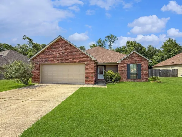 $224,000 | 22225 Moss Street, Ponchatoula, LA 70454