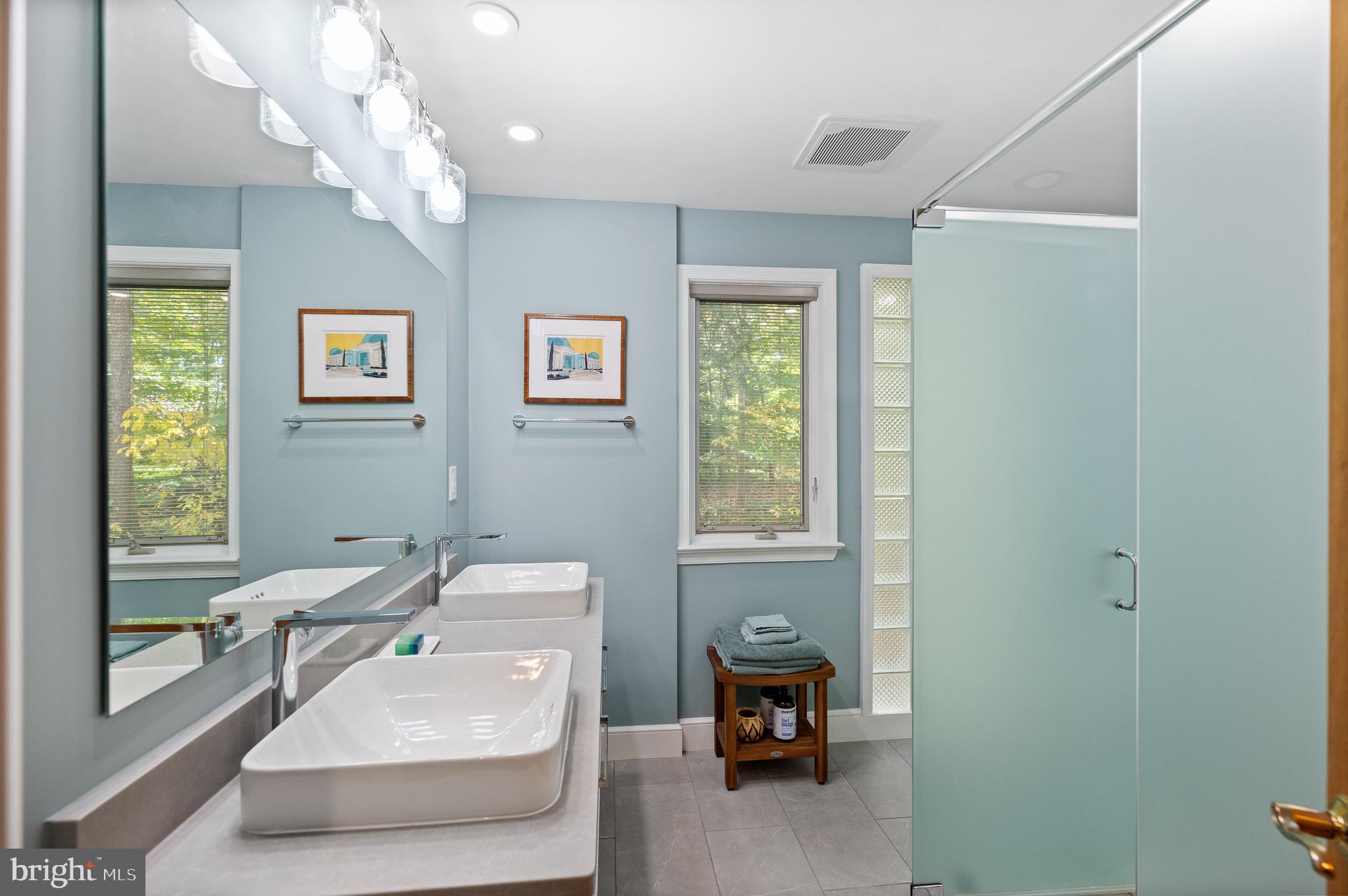 101 West Possum Hollow Road Wallingford, PA 19086 - Photo 17 of 34 First Floor Primary Bath