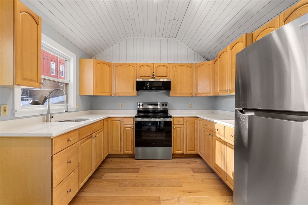 49 Eade Street Lynn, MA 01902 - Photo 5 of 36