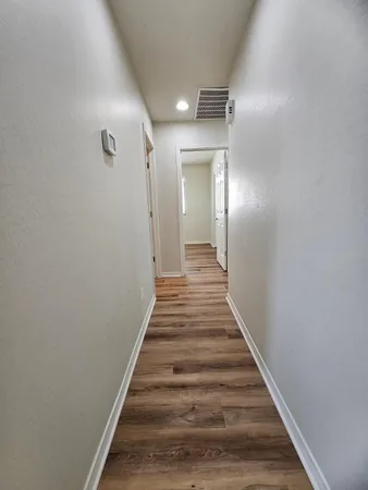 $2,100 | 2204 West Le Marche Avenue, Phoenix, AZ 85023