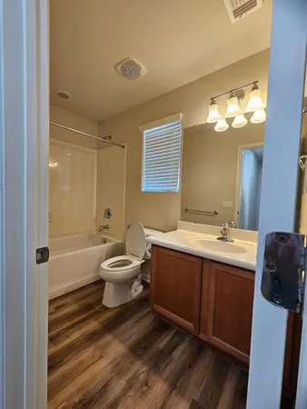 $2,100 | 2204 West Le Marche Avenue, Phoenix, AZ 85023