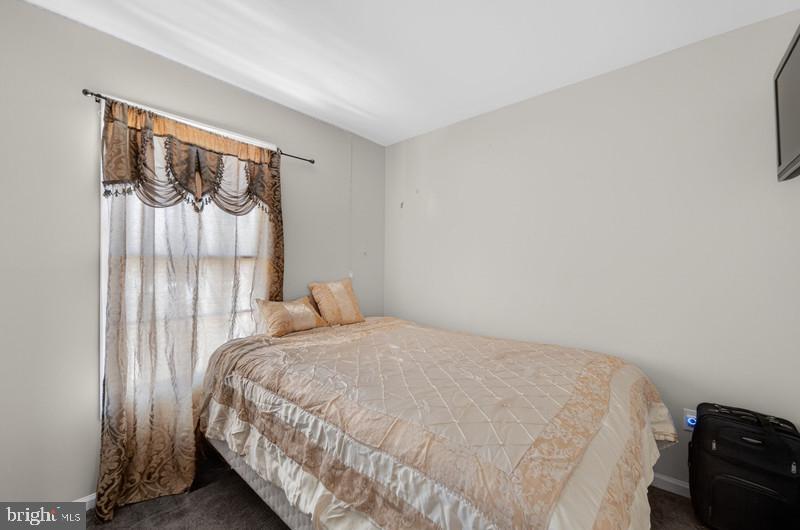 9303 Ispahan Loop Laurel, MD 20708 - Photo 19 of 27 3rd bedroom