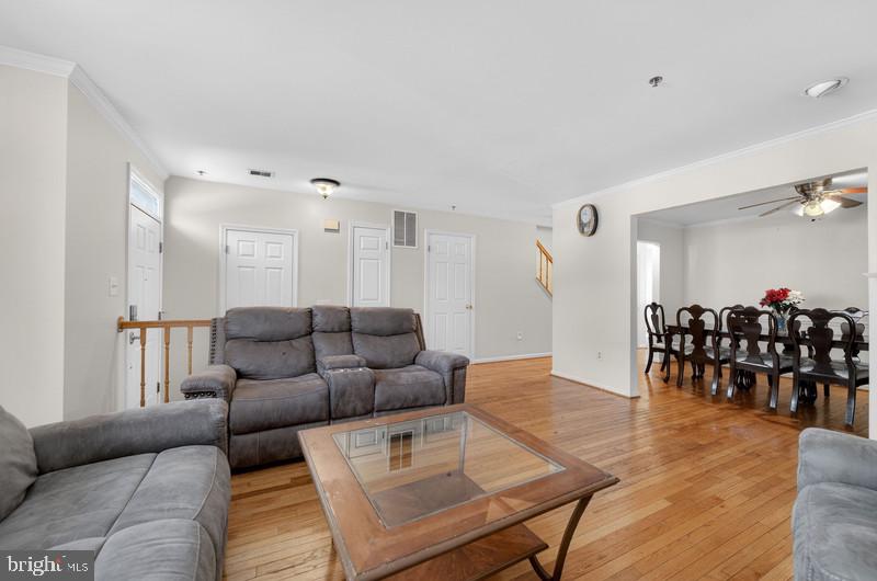 9303 Ispahan Loop Laurel, MD 20708 - Photo 5 of 27 Living/Dining open concept