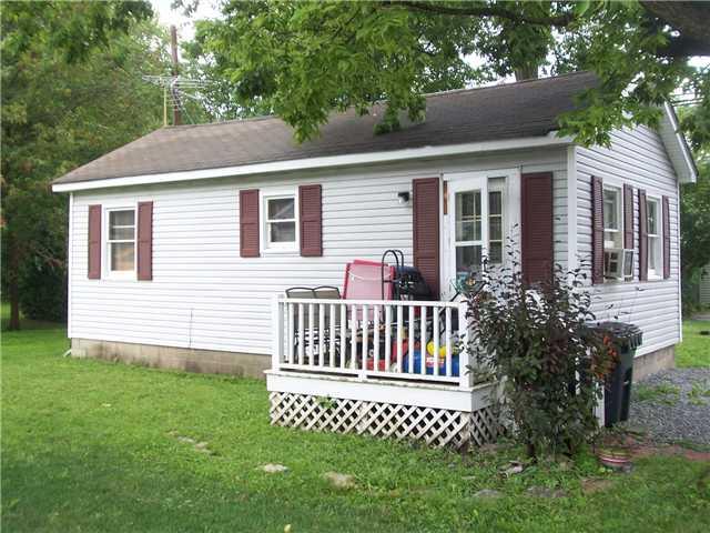 308 East Walnut Street Pendleton, IN 46064 - Photo 1 of 3 Gallery Image 1