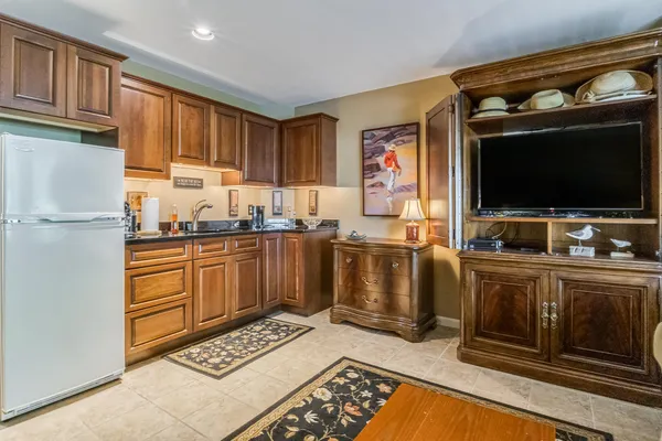 $315,000 | 298 Main Street, Unit 114, Ogunquit, ME 03907