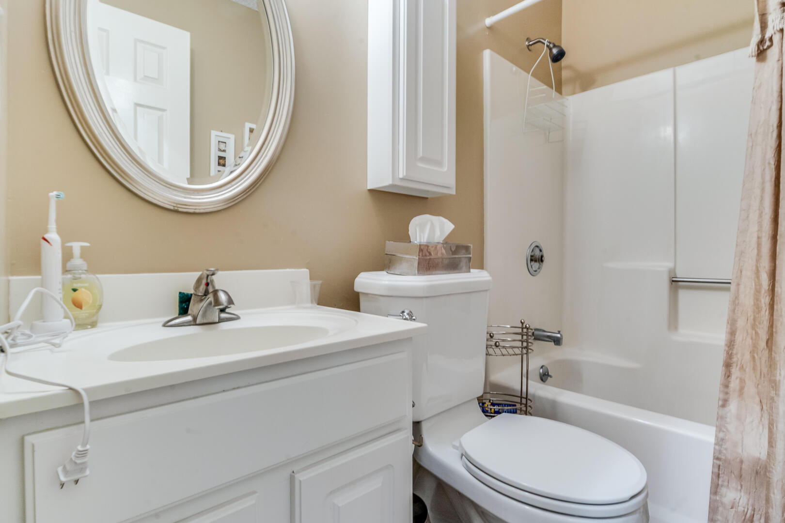 298 Main Street, Unit 114 Ogunquit, ME 03907 - Photo 10 of 13 IMG_34351