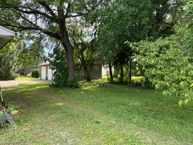 8526 Fosdick Road Cleveland, OH 44125 - Photo 24 of 25 View of yard