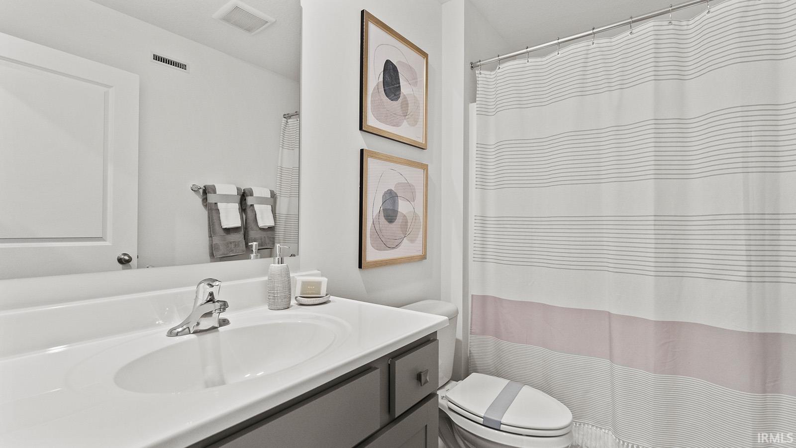 10845 Hamish Way Roanoke, IN 46783 - Photo 12 of 28