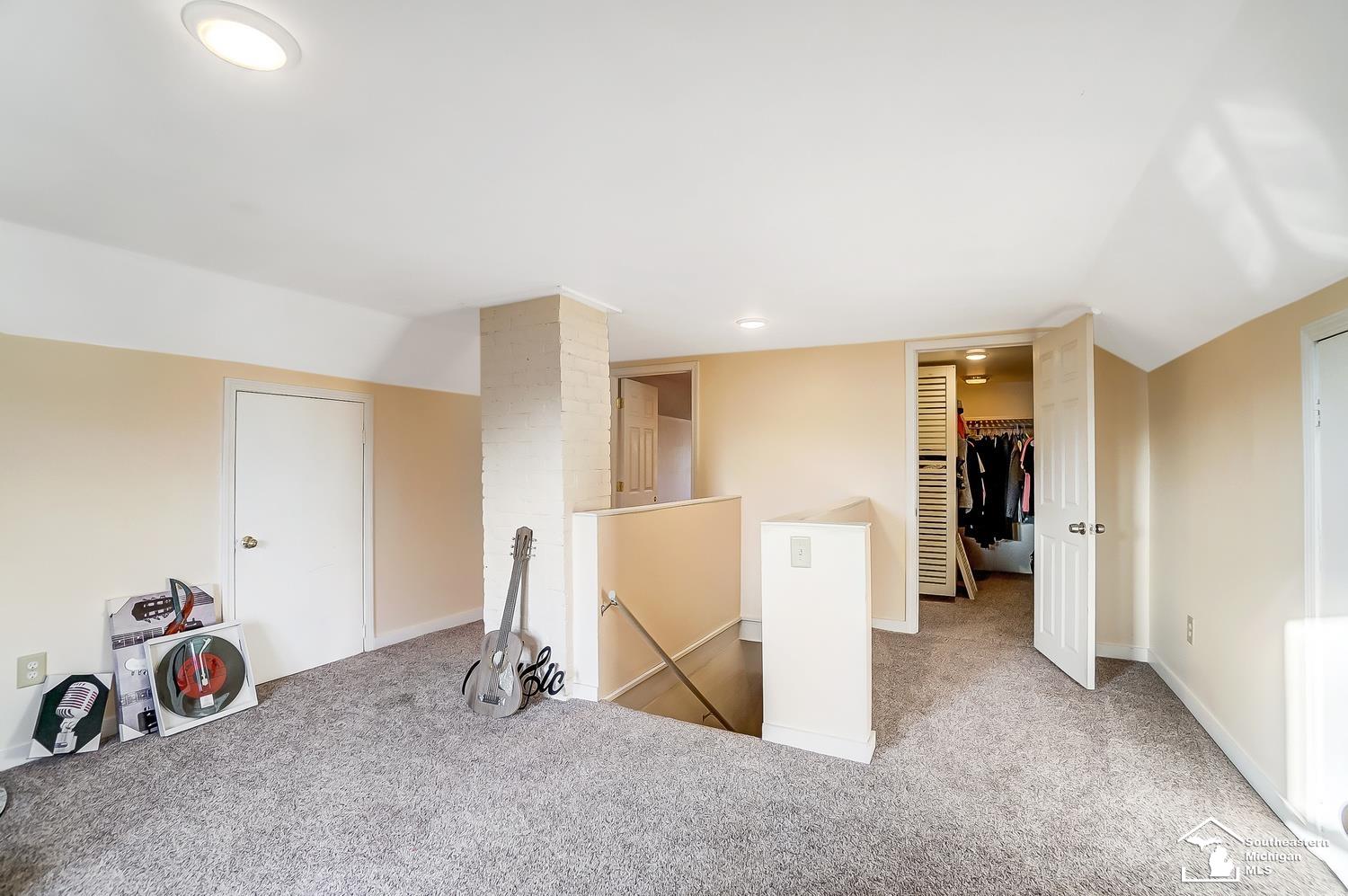 12736 Beaver Street Carleton, MI 48117 - Photo 28 of 46 50094981-27.JPG