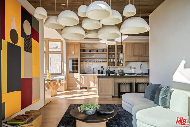 $179,000 | 1625 Summitridge Drive, Beverly Hills, CA 90210