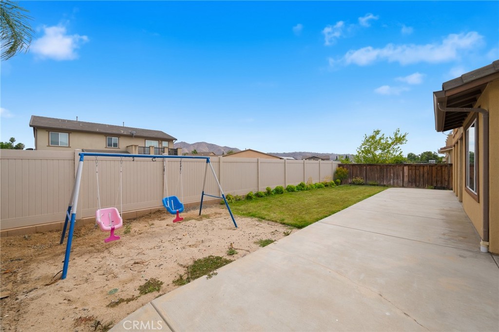 10828 Portofino Lane Riverside, CA 92503 - Photo 22 of 55