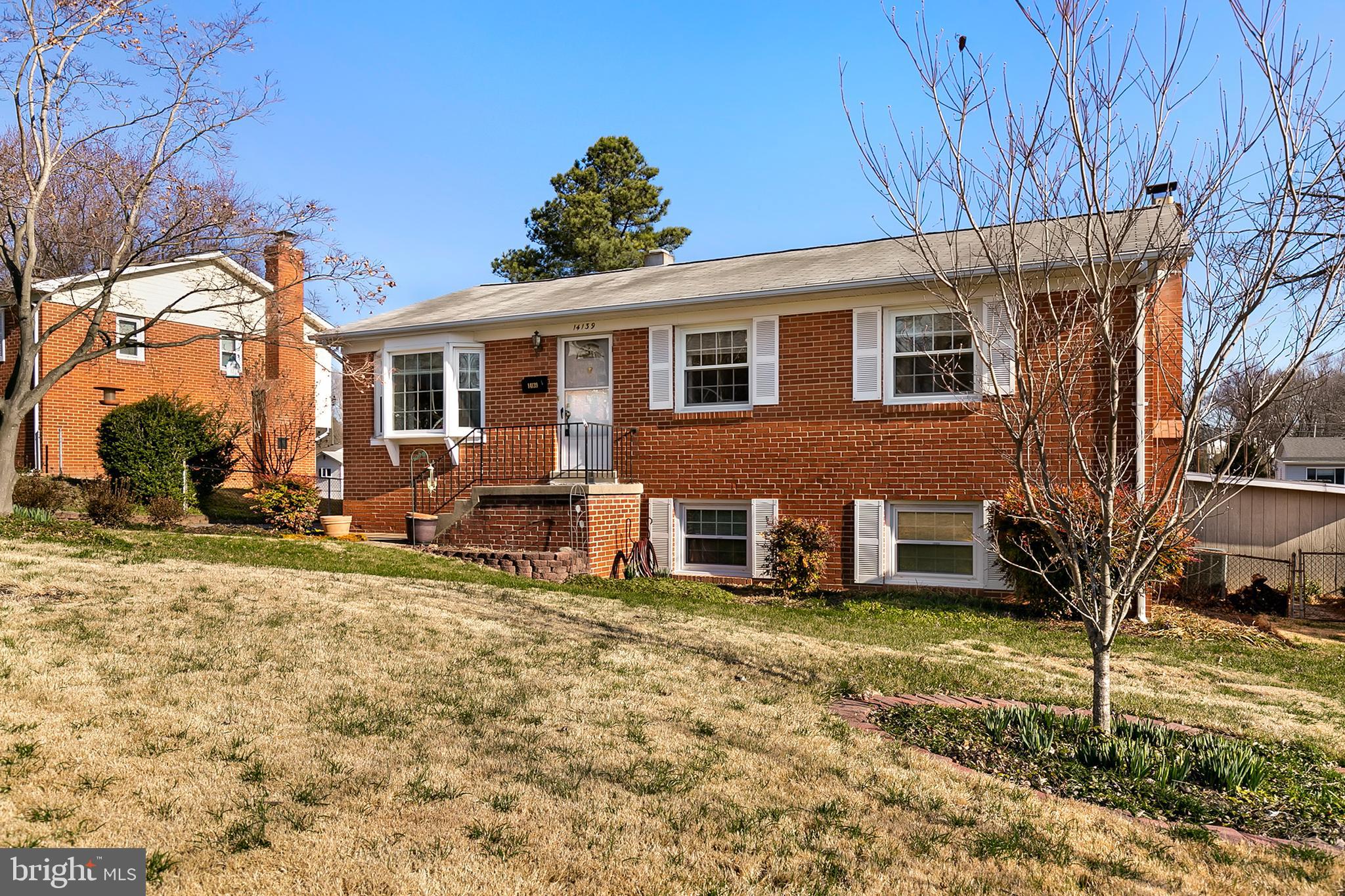14139 Grayson Road Woodbridge, VA 22191 - Photo 2 of 42 Gallery Image 2