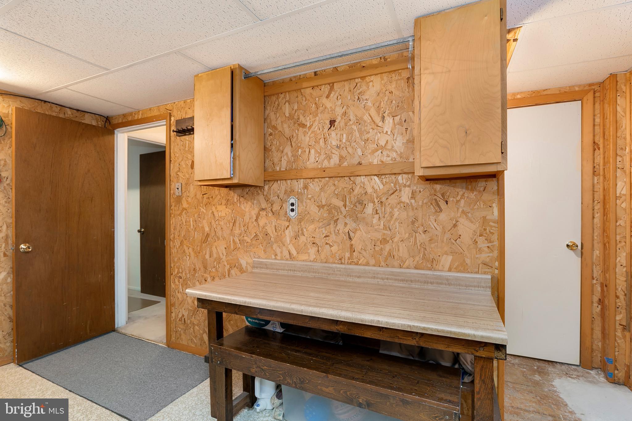 14139 Grayson Road Woodbridge, VA 22191 - Photo 14 of 42 Gallery Image 14