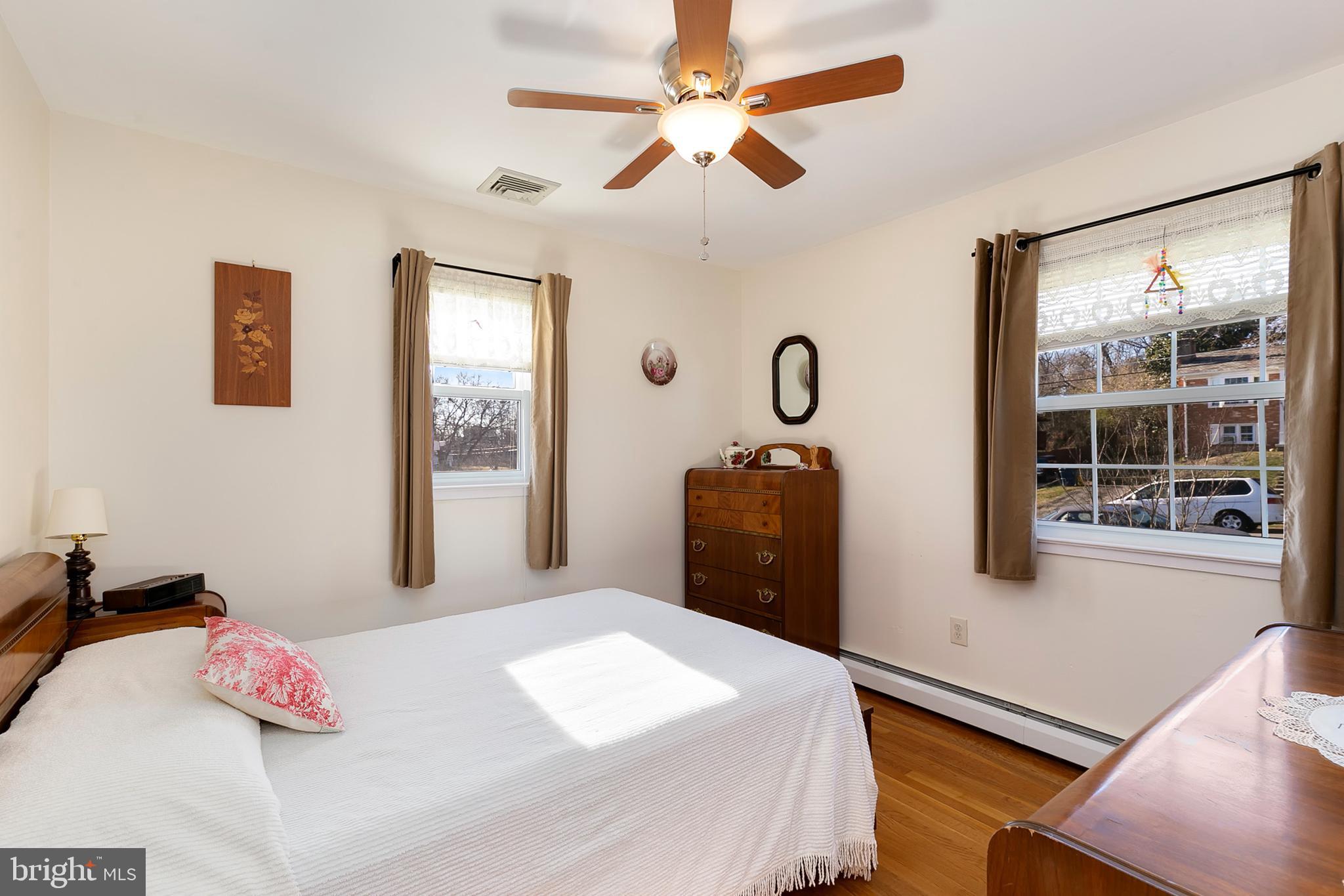 14139 Grayson Road Woodbridge, VA 22191 - Photo 34 of 42 Gallery Image 34