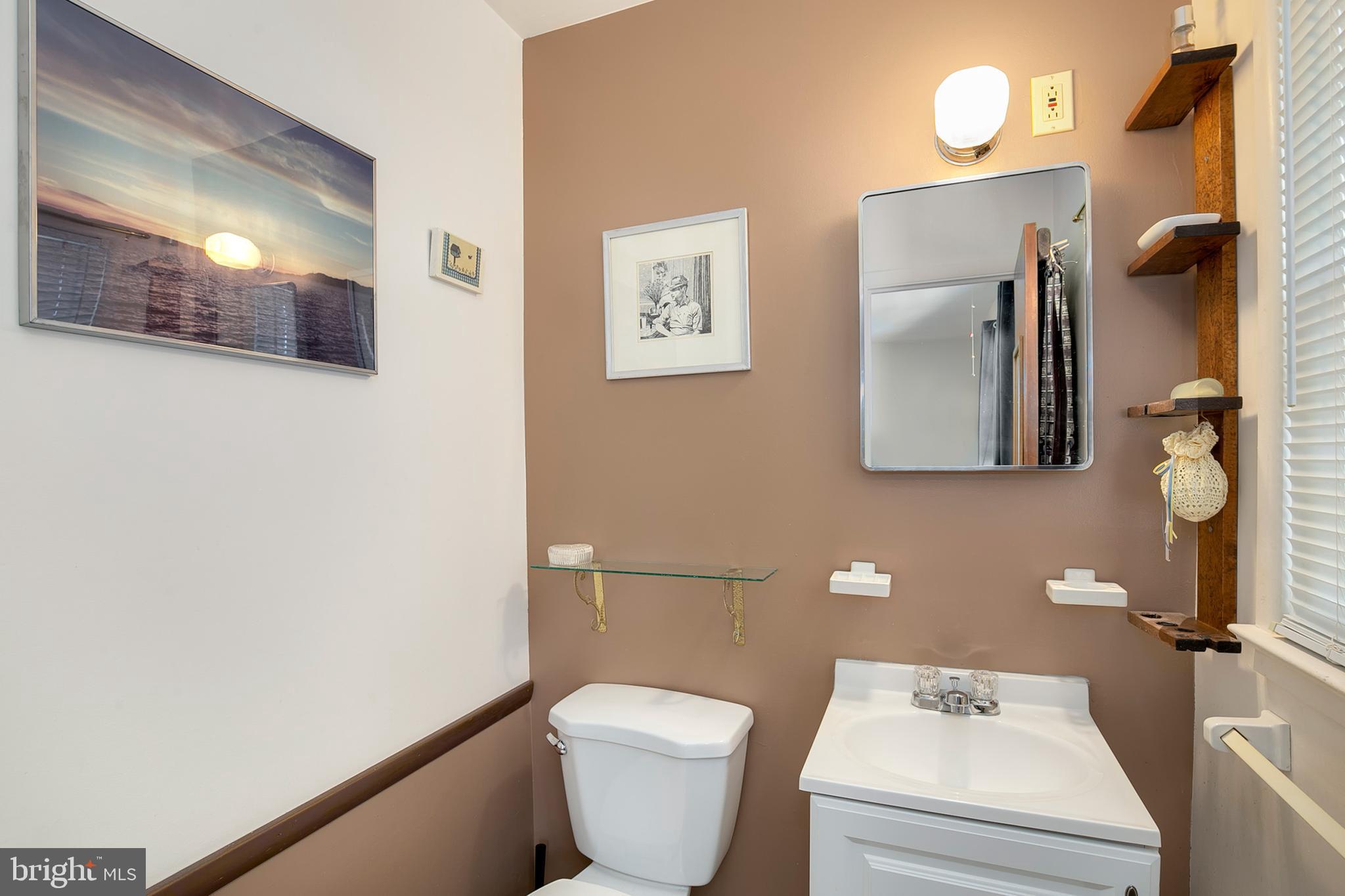 14139 Grayson Road Woodbridge, VA 22191 - Photo 38 of 42 Gallery Image 38