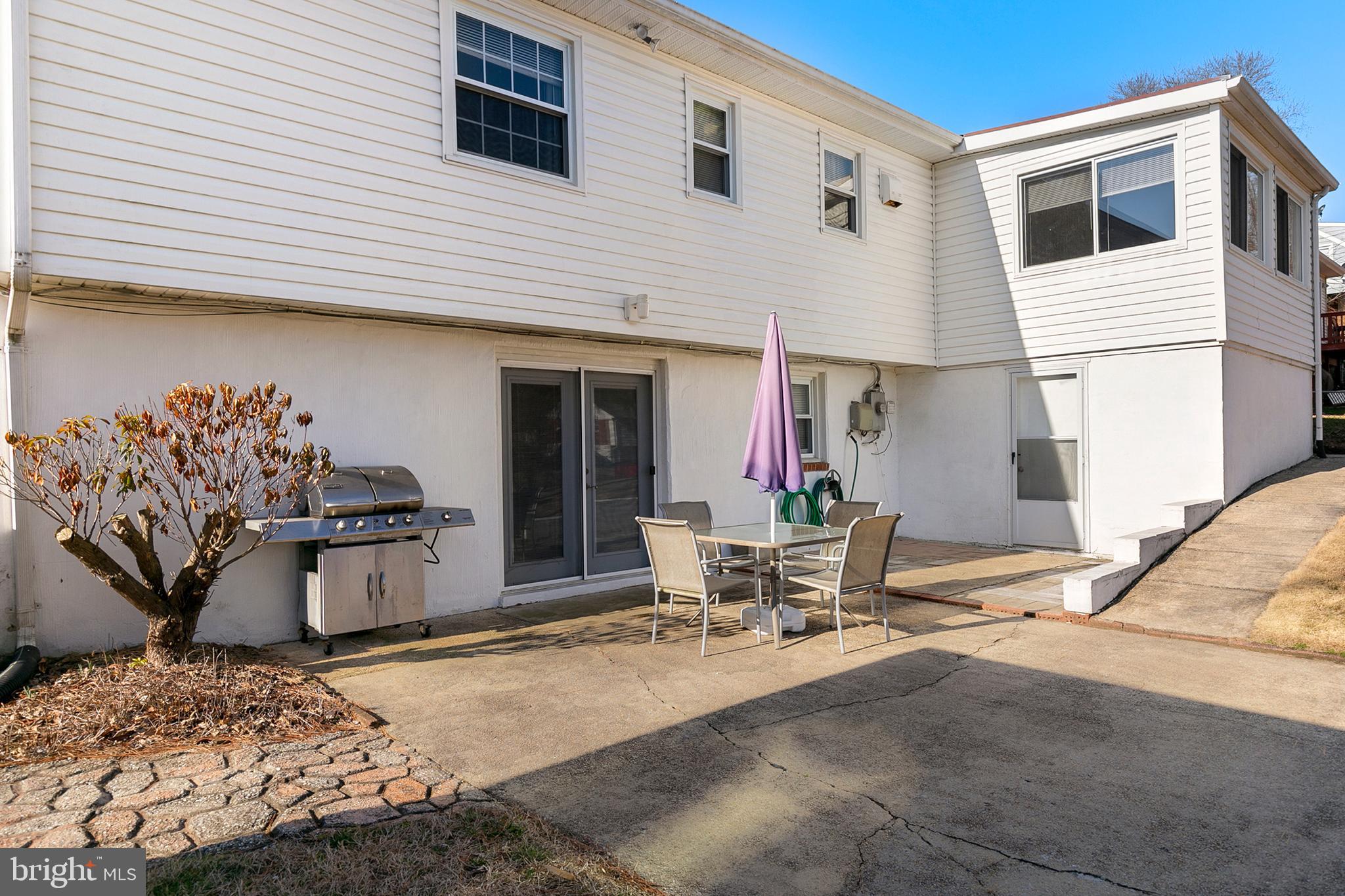 14139 Grayson Road Woodbridge, VA 22191 - Photo 39 of 42 Gallery Image 39
