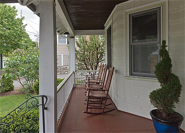 232 Trapelo Road Belmont, MA 02478 - Photo 3 of 20 Gallery Image 3