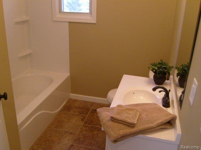 361 Larson Road Attica, MI 48412 - Photo 10 of 17 Bathroom