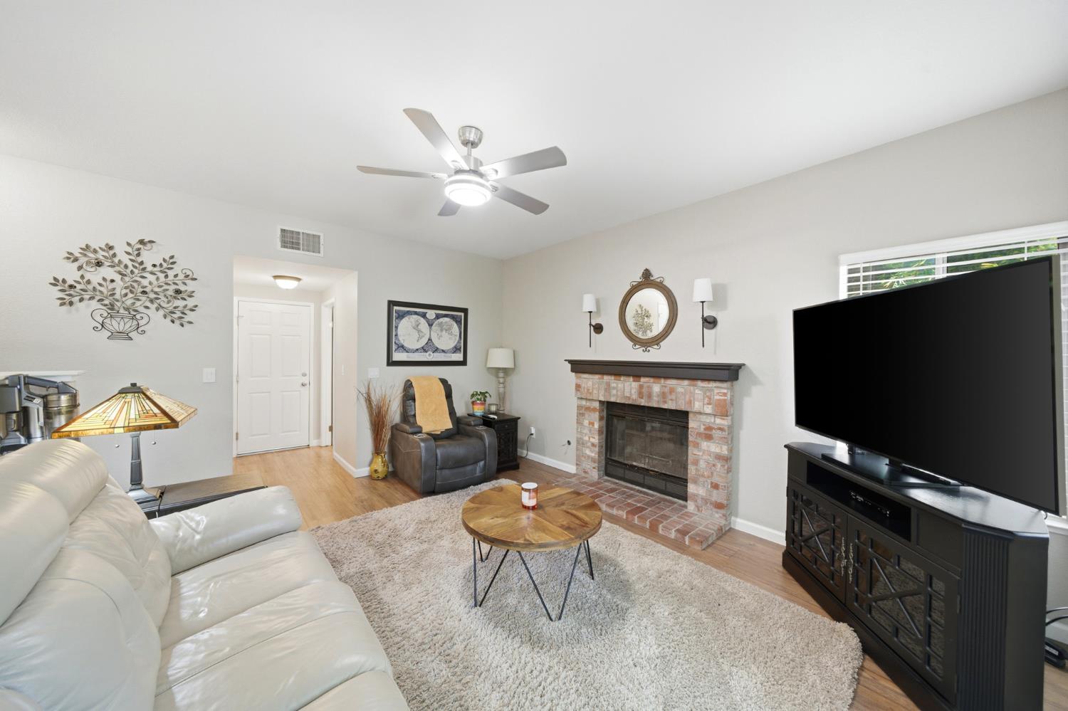 3423 Cook Street Rocklin, CA 95765 - Photo 11 of 33