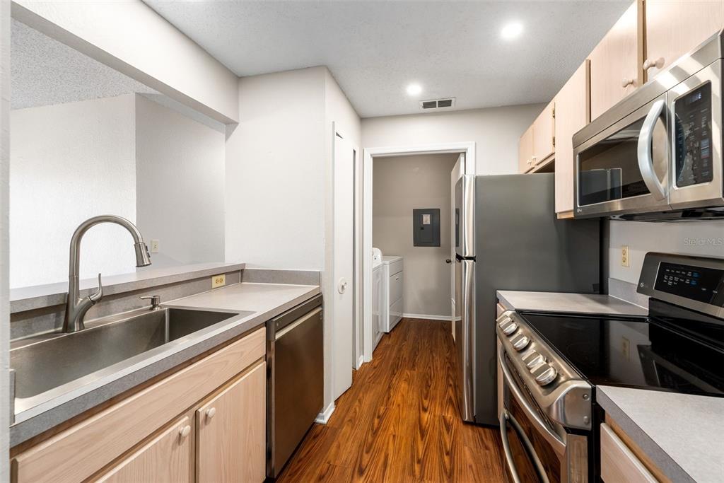 3705 Southwest 27th Street, Unit 1224 Gainesville, FL 32608 - Photo 11 of 31