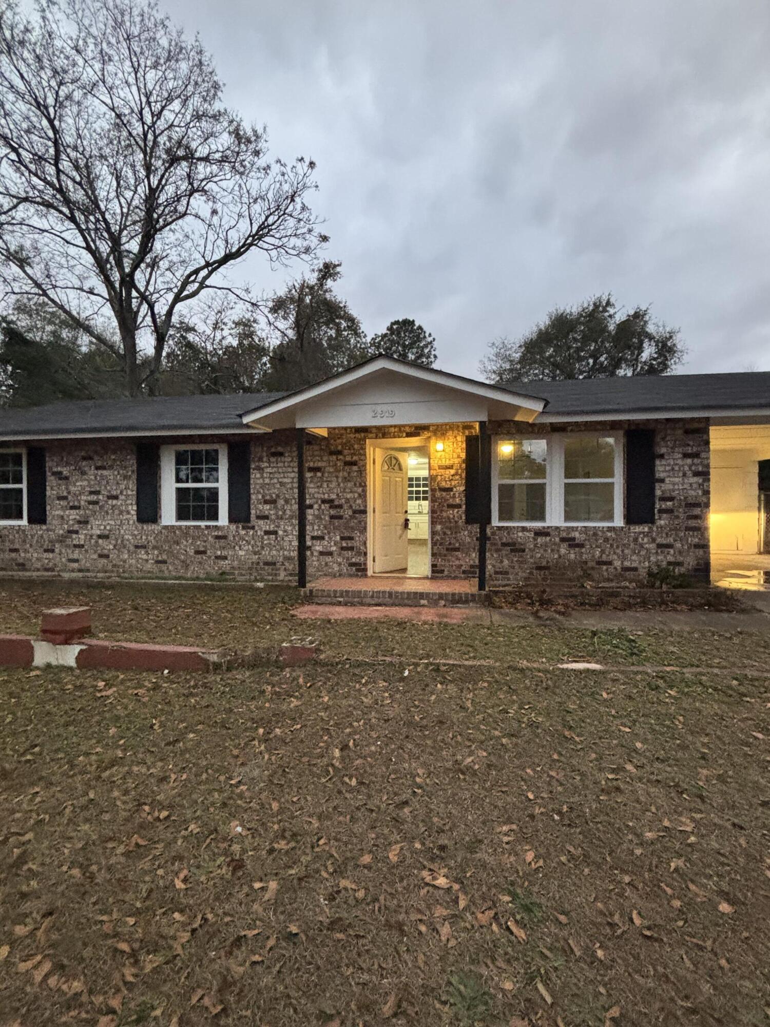 2919 Panhandle Circle Augusta, GA 30906 - Photo 2 of 14 IMG_1857