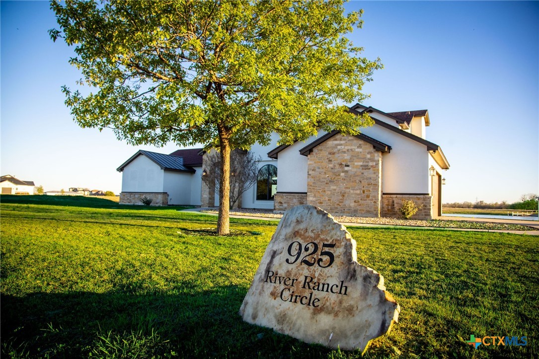 925 River Ranch Circle Martindale, TX 78655 - Photo 2 of 48