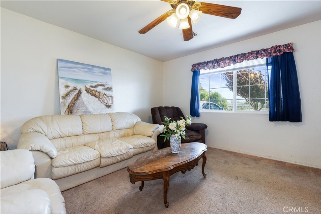 62251 Rico Street San Ardo, CA 93450 - Photo 5 of 31 Gallery Image 5