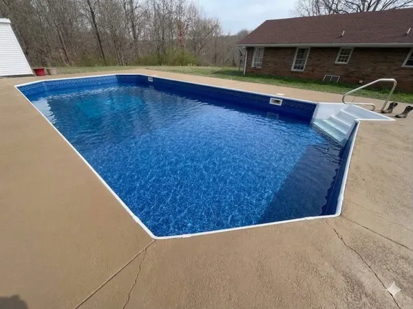 $549,900 | 1802 Waynesboro Highway, Hohenwald, TN 38462